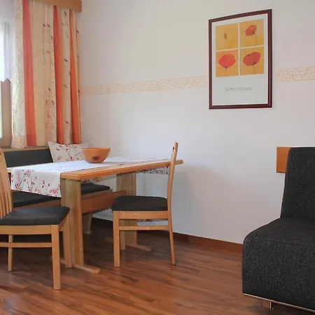 Haus Bettina Daire Ladis